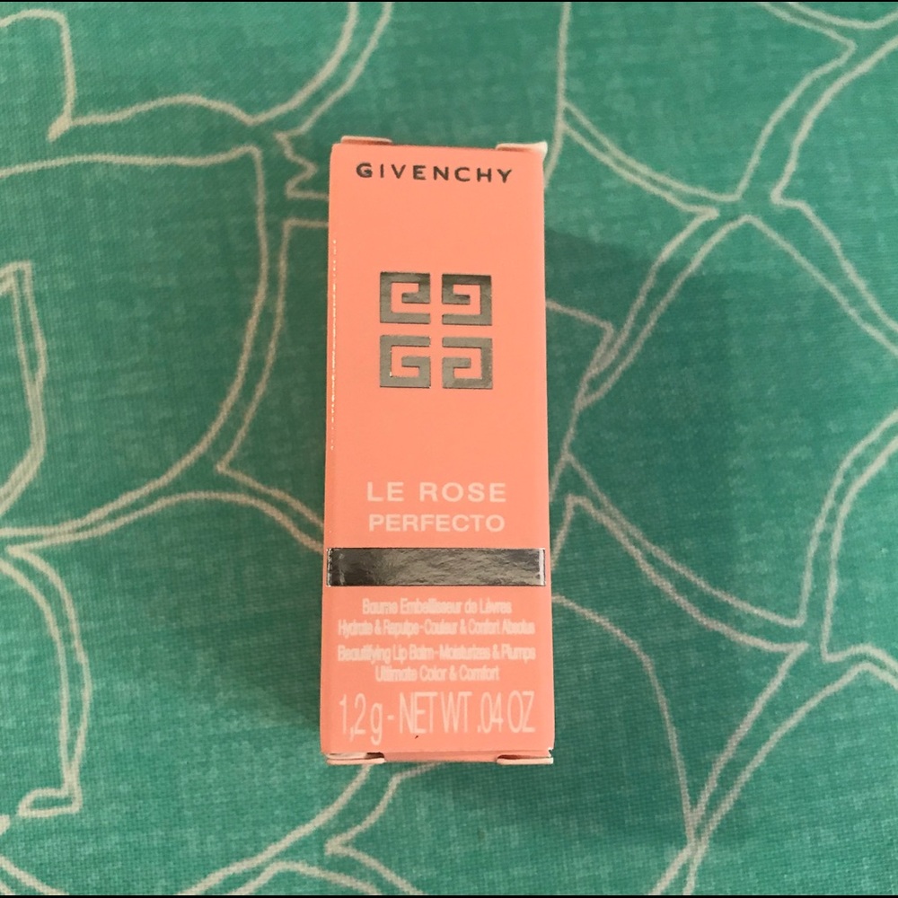 GIVENCHY Le Rose Perfecto Fearless Pink Lipstick
